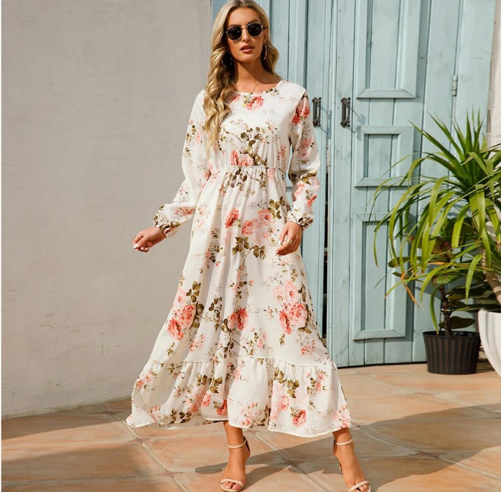 Vestido largo bohemio en blanco floral